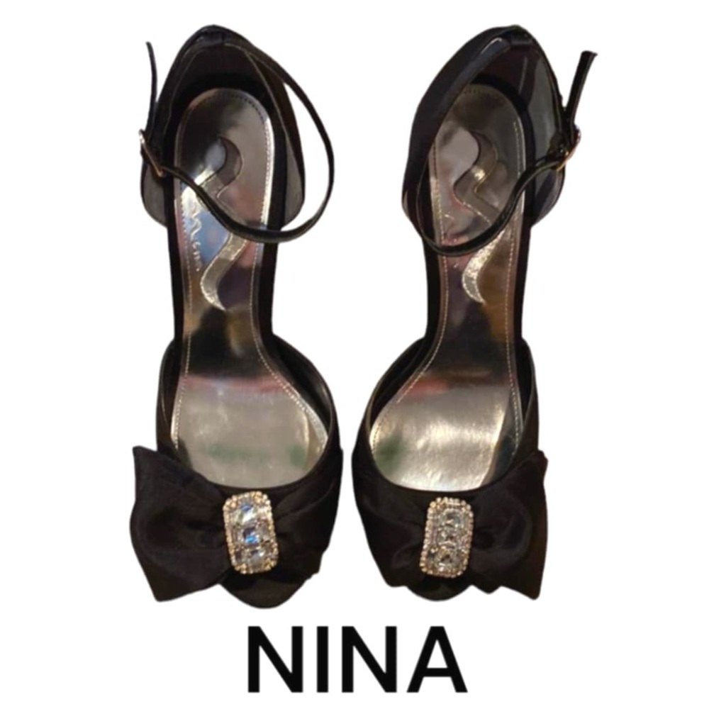 Nina black heels with Rhine Stones